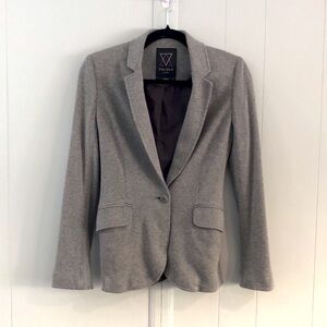 Aritzia Talula gray blazer